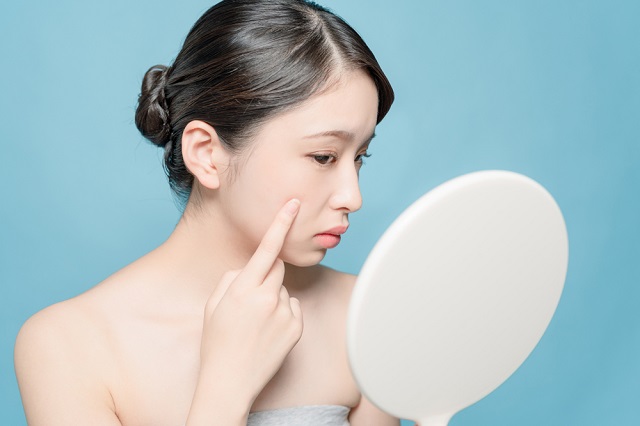 肌荒れの9つの原因と治す方法 顔 頬 あごの赤みやブツブツを改善